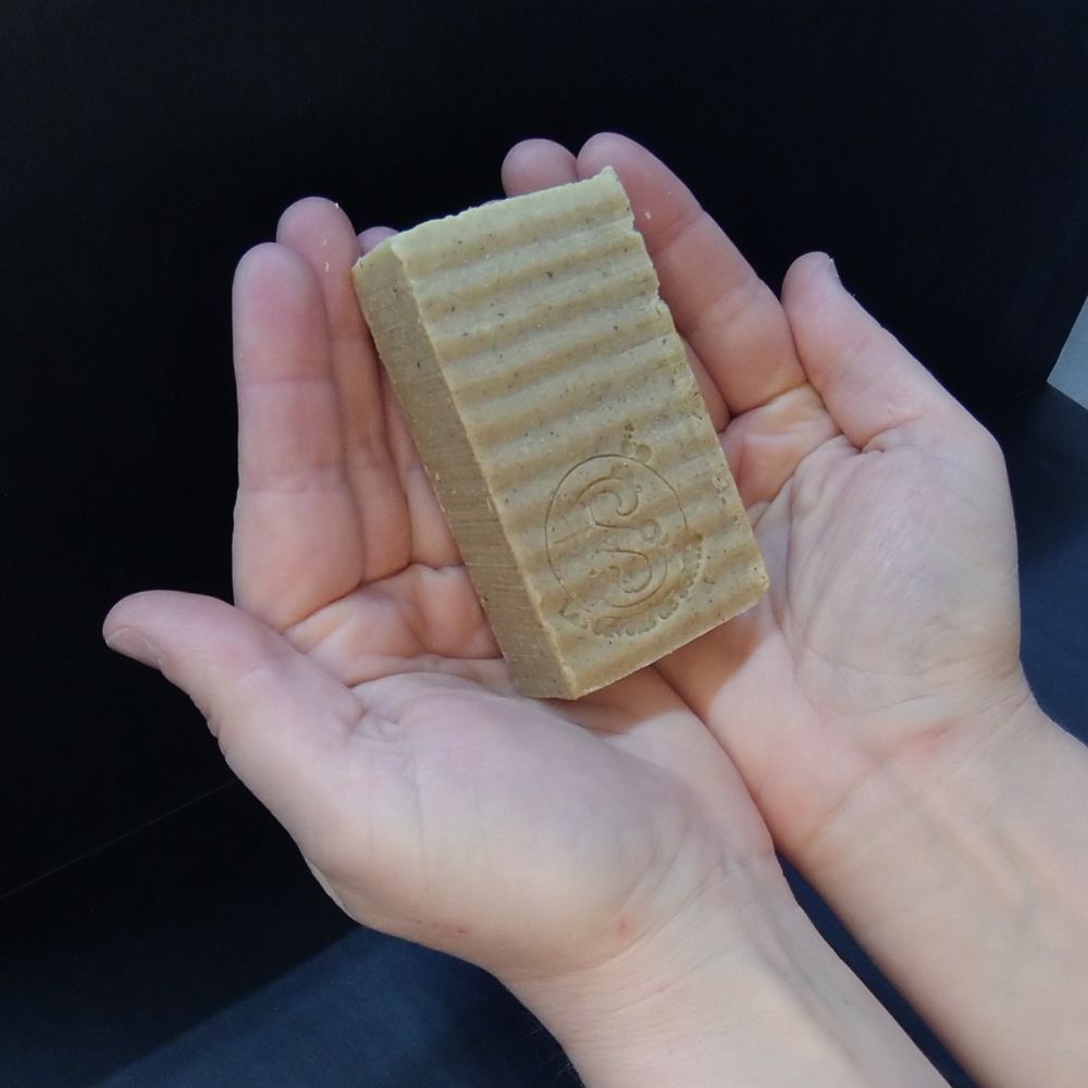 Savon dans des mains